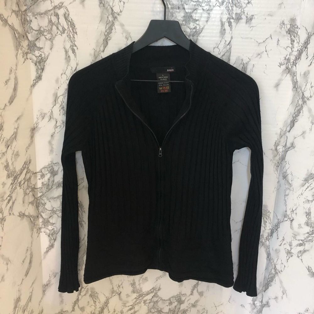 Dalia Sweater Black size L